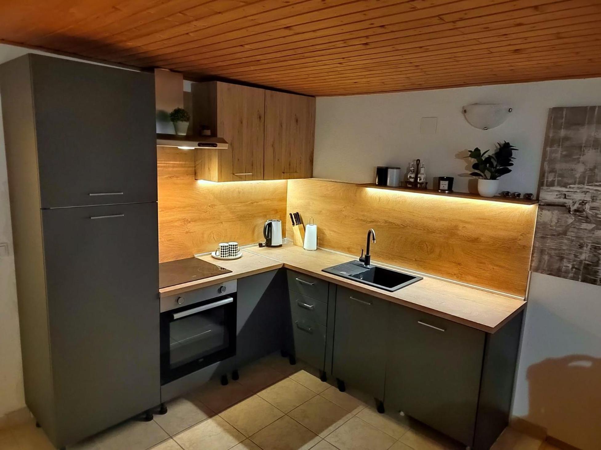 Maris Apartman Vodenjak Kültér fotó